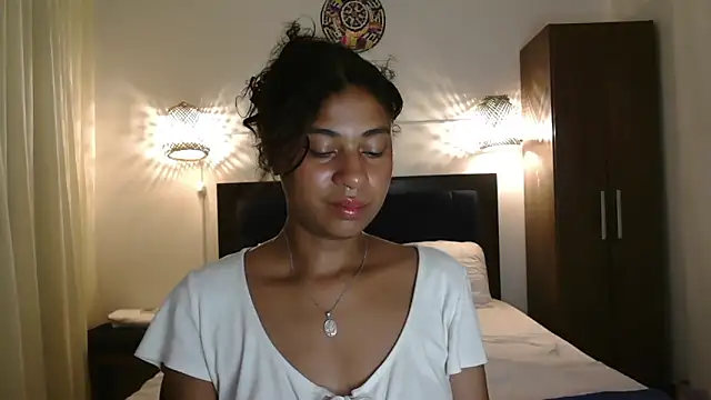 Snapshot of dark_enchantress_ chatting on March 28, 2026, 4:57 am dark enchantress online show from March 28, 2026, 4:57 am