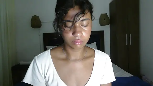 Snapshot of dark_enchantress_ chatting on March 28, 2026, 7:37 pm dark enchantress online show from March 28, 2026, 7:37 pm