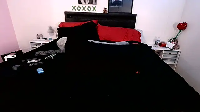 Snapshot of AngelSinz69 chatting on February 15, 2026, 7:51 am AngelSinz69 online show from February 15, 2026, 7:51 am