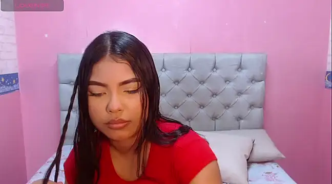 Snapshot of Lydia_Blaze chatting on February 5, 2025, 7:42 pm Lydia Blaze online show from February 5, 2025, 7:42 pm