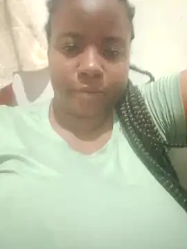 Snapshot of bigtitssxx chatting on September 14, 2025, 9:59 pm bigtitssxx online show from September 14, 2025, 9:59 pm