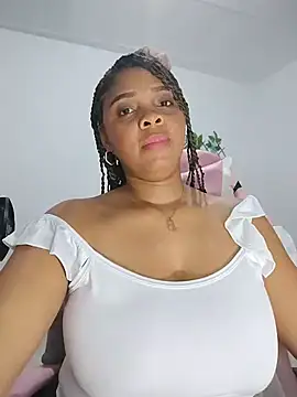 Snapshot of collegechica chatting on February 21, 2026, 6:26 am collegechica online show from February 21, 2026, 6:26 am