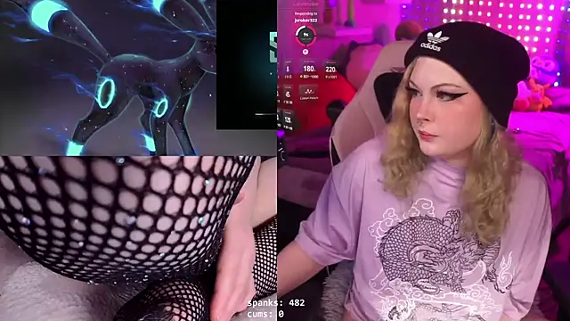 evamila online show from March 23, 2025, 1:20 am