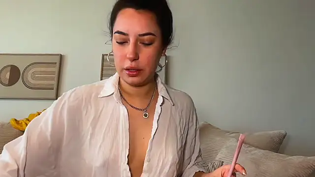 Snapshot of SissiVienna chatting on March 23, 2026, 2:06 pm SissiVienna online show from March 23, 2026, 2:06 pm