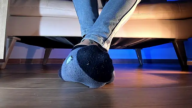 ArchieCollins online show from March 11, 2025, 7:47 pm