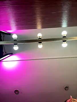 MartinnaBonnet online show from November 24, 2025, 10:15 am