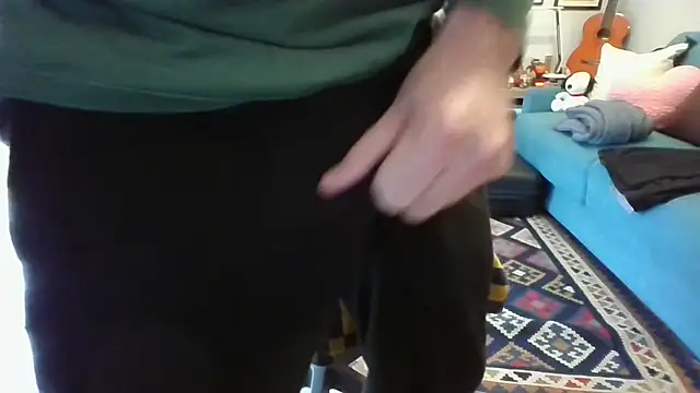 Snapshot of alessexxx24 chatting on March 15, 2025, 8:58 am alessexxx24 online show from March 15, 2025, 8:58 am