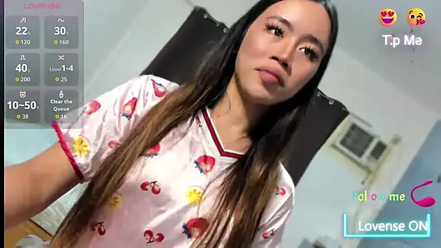 Emma Jones88 online show from October 8, 2025, 5:13 pm