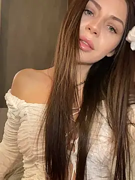  realbeautyinside online show from March 9, 2025, 2:10 pm
