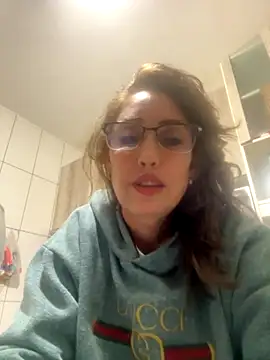 RAIRAsexy online show from October 29, 2025, 10:52 pm