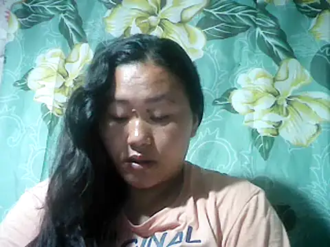 Snapshot of Sexyhorney4u chatting on February 5, 2025, 12:20 am Sexyhorney4u online show from February 5, 2025, 12:20 am