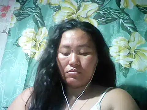 Snapshot of Sexyhorney4u chatting on February 16, 2025, 11:39 pm Sexyhorney4u online show from February 16, 2025, 11:39 pm