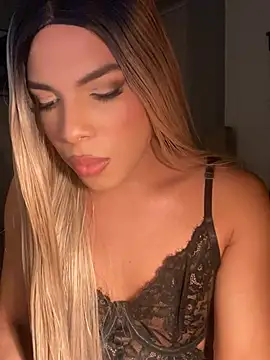 Snapshot of Valery__mt chatting on January 12, 2025, 11:58 pm Valery mt online show from January 12, 2025, 11:58 pm