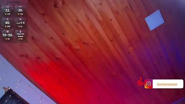 EmmaRusso online show from March 1, 2026, 7:25 pm