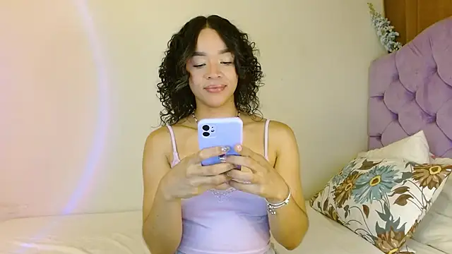 Snapshot of kiarablue chatting on April 11, 2026, 3:36 am kiarablue online show from April 11, 2026, 3:36 am