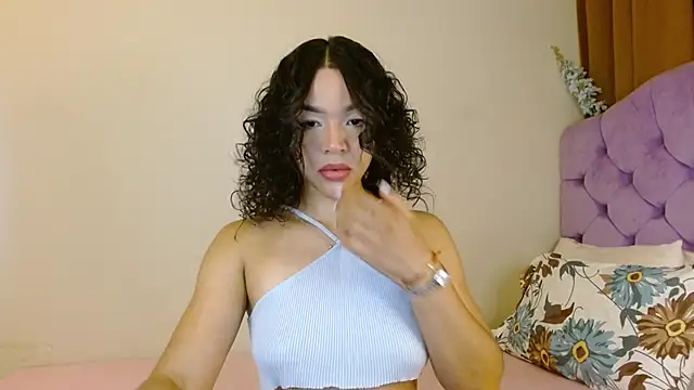 Snapshot of kiarablue chatting on February 17, 2026, 12:52 am kiarablue online show from February 17, 2026, 12:52 am