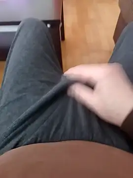 Snapshot of 150878max chatting on April 6, 2026, 2:07 pm 150878max online show from April 6, 2026, 2:07 pm