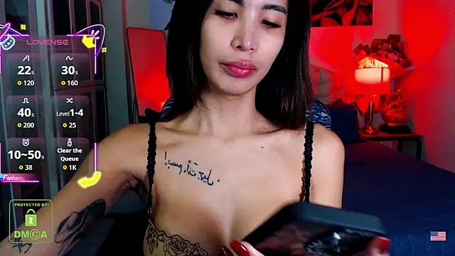 Snapshot of BunnieAngel chatting on October 25, 2025, 10:10 pm BunnieAngel online show from October 25, 2025, 10:10 pm