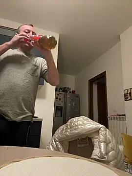 danicohoney online show from October 12, 2025, 12:01 am