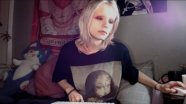 Alien Bella online show from February 22, 2026, 12:35 am