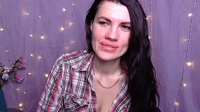 MilaLoona online show from February 24, 2026, 7:31 am