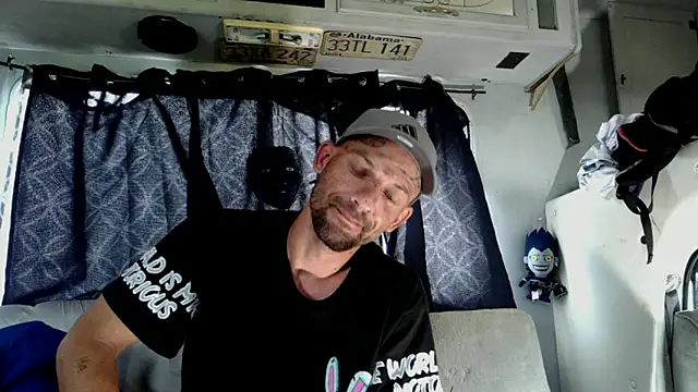 goodick4u28 online show from May 24, 2026, 1:33 pm