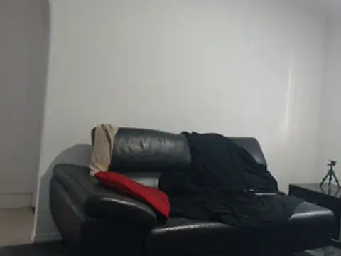 Snapshot of shhhoot73 chatting on December 29, 2024, 4:48 am shhhoot73 online show from December 29, 2024, 4:48 am