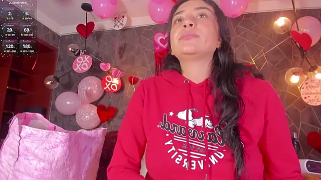 dayra angels online show from February 17, 2026, 9:12 pm