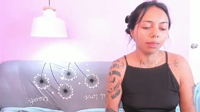 miss soffi  online show from June 30, 2026, 12:27 pm