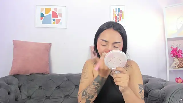 Snapshot of miss_soffi_ chatting on March 12, 2025, 12:36 pm miss soffi online show from March 12, 2025, 12:36 pm