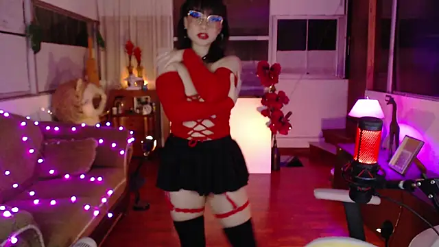 Aquamarinebubble online show from October 28, 2025, 12:33 am