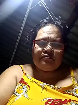 Snapshot of Chubbysweetmom chatting on January 13, 2026, 12:09 pm Chubbysweetmom online show from January 13, 2026, 12:09 pm