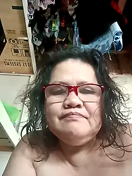Snapshot of Chubbysweetmom chatting on February 24, 2025, 7:00 am Chubbysweetmom online show from February 24, 2025, 7:00 am