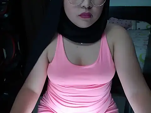 Hana    online show from January 24, 2025, 7:49 pm