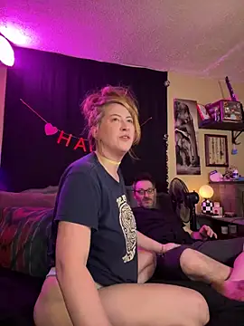 Mallorykoxx69 online show from February 19, 2025, 7:50 am