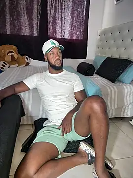 blackdrey18 online show from April 5, 2026, 2:57 pm