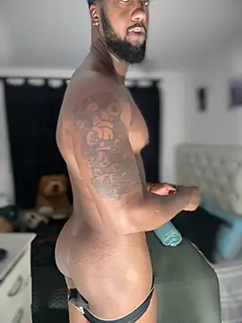 blackdrey18 online show from March 15, 2026, 11:17 am