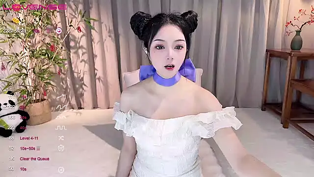 Snapshot of GeGe_Highness chatting on January 15, 2025, 8:41 am GeGe Highness online show from January 15, 2025, 8:41 am