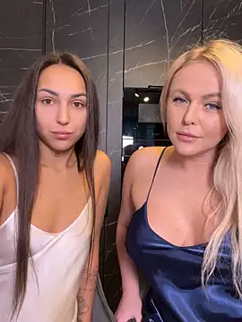 Snapshot of Keep_us_wild chatting on January 5, 2025, 4:47 am Keep us wild online show from January 5, 2025, 4:47 am