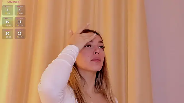 Assh lee  online show from March 21, 2026, 1:37 pm