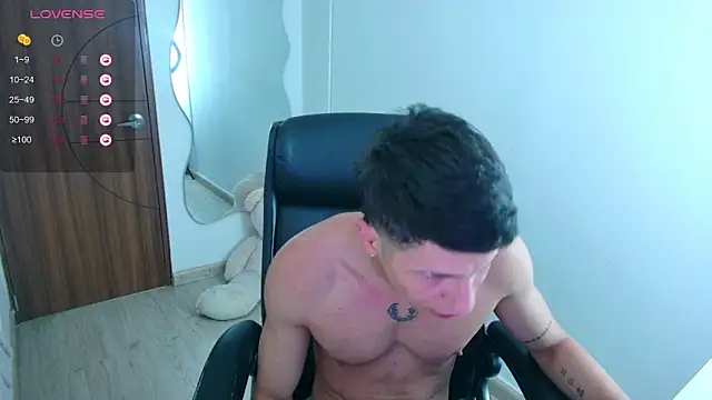 Snapshot of harrisoncuper chatting on February 17, 2026, 3:04 am harrisoncuper online show from February 17, 2026, 3:04 am