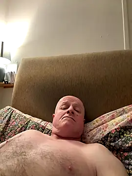 locallad88 online show from October 4, 2025, 10:44 pm