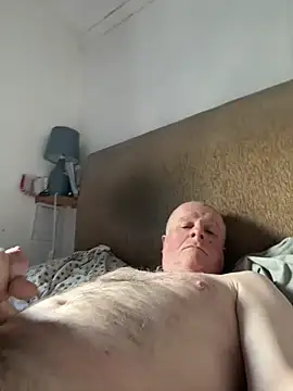 locallad88 online show from February 25, 2025, 4:04 pm