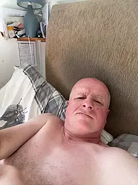 locallad88 online show from September 8, 2025, 3:44 pm