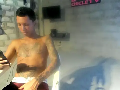 Snapshot of EL-CHICLE-TV chatting on January 8, 2025, 12:58 pm EL-CHICLE-TV online show from January 8, 2025, 12:58 pm