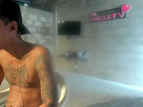 Snapshot of EL-CHICLE-TV chatting on December 26, 2024, 9:58 pm EL-CHICLE-TV online show from December 26, 2024, 9:58 pm
