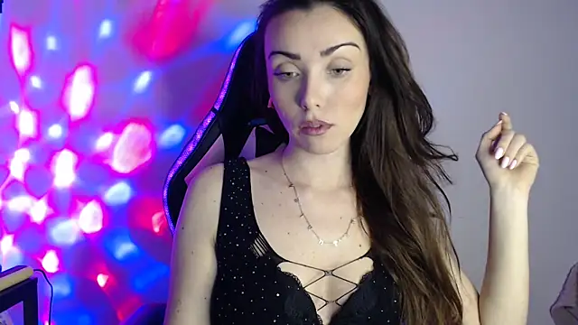 Snapshot of VeronicaZule chatting on March 2, 2026, 8:38 pm VeronicaZule online show from March 2, 2026, 8:38 pm