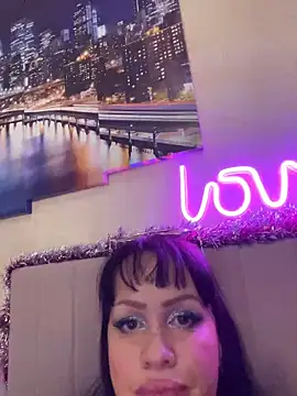 Lolaley2 online show from December 18, 2025, 1:48 pm