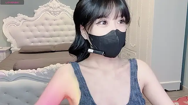 Snapshot of Mya_Lee chatting on February 17, 2026, 5:54 pm Mya Lee online show from February 17, 2026, 5:54 pm