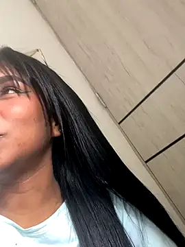 Snapshot of CuteEbony1 chatting on October 6, 2025, 5:02 pm CuteEbony1 online show from October 6, 2025, 5:02 pm